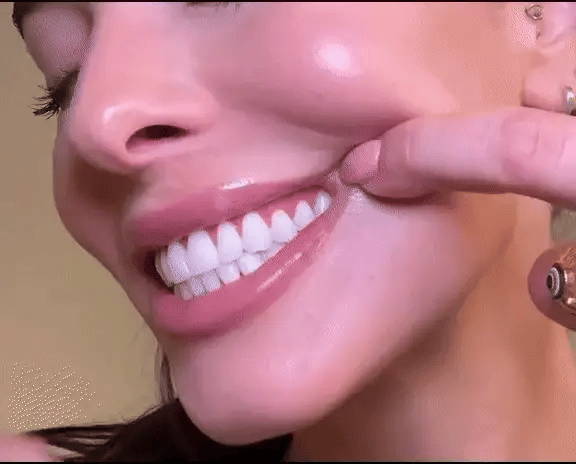 AquaSmile | Irrigador Dental Premium + Blanqueador Premium GRATIS